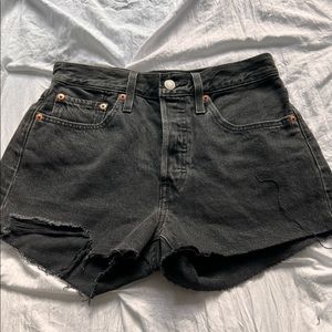 Levi’s 501 Black jean shorts